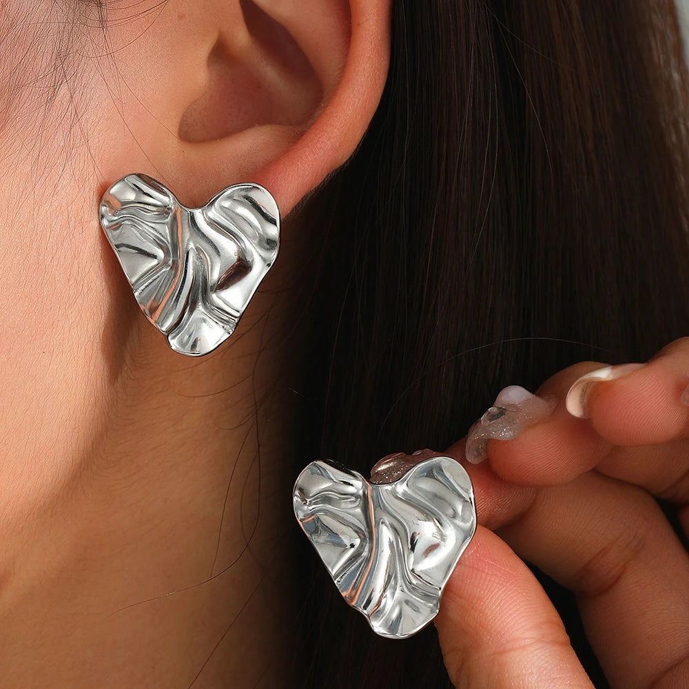 Trendy earrings for women